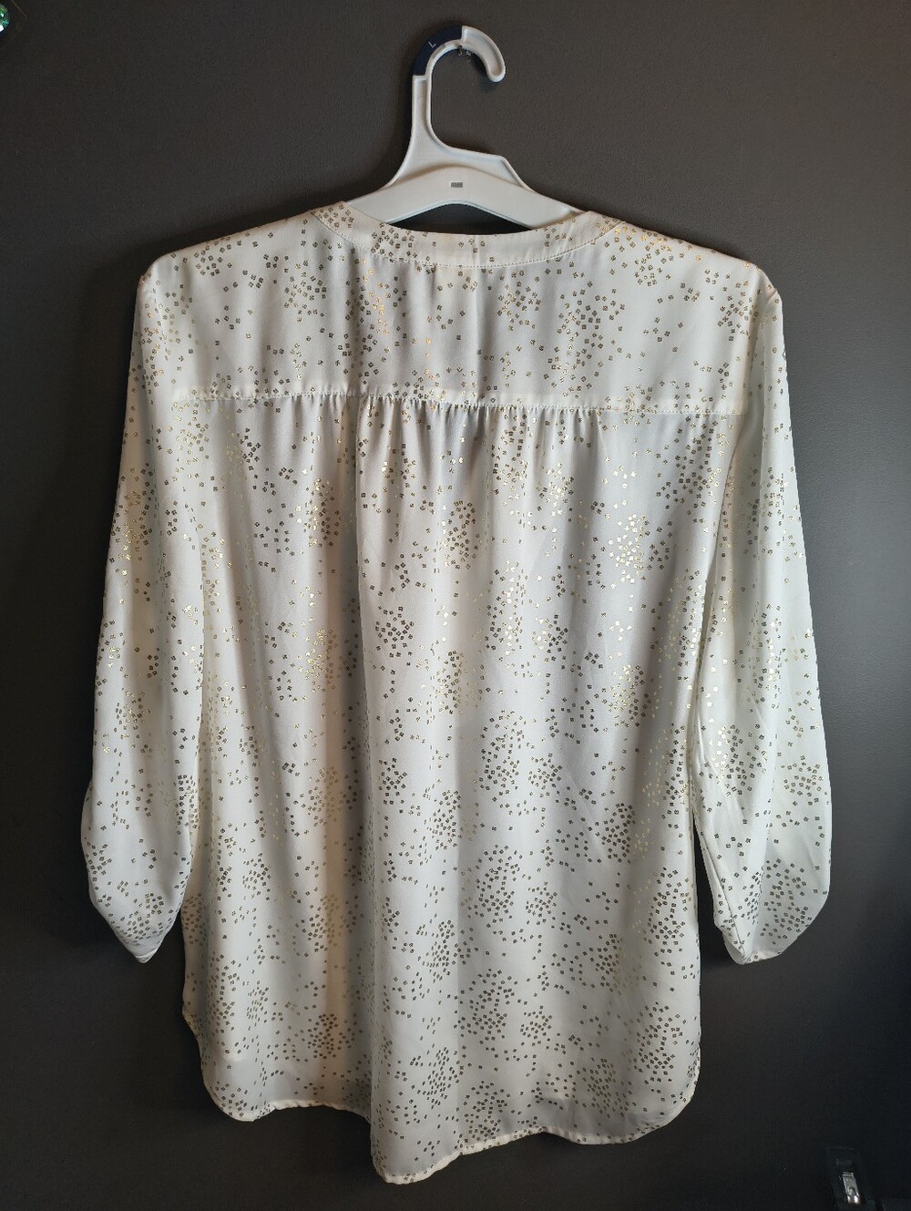 Faded Glory Cream Blouse with Gold Metallic Dot Accent - Picture 2 of 3